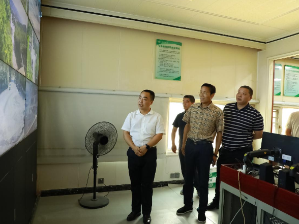 吕许灵赴包联乡镇蛇形山镇开展节前安全生产工作检查