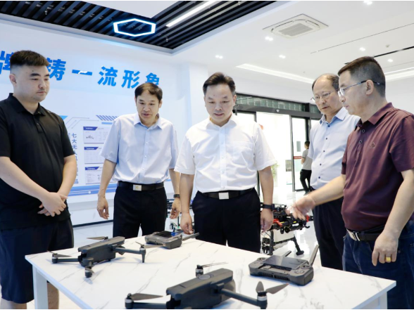 刘迟辉到娄星产业园调研企业发展和项目建设