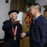 李彦文看望慰问抗美援朝老战士谭敏年