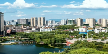 娄星区商务局召开经济指标“双过半”调度会
