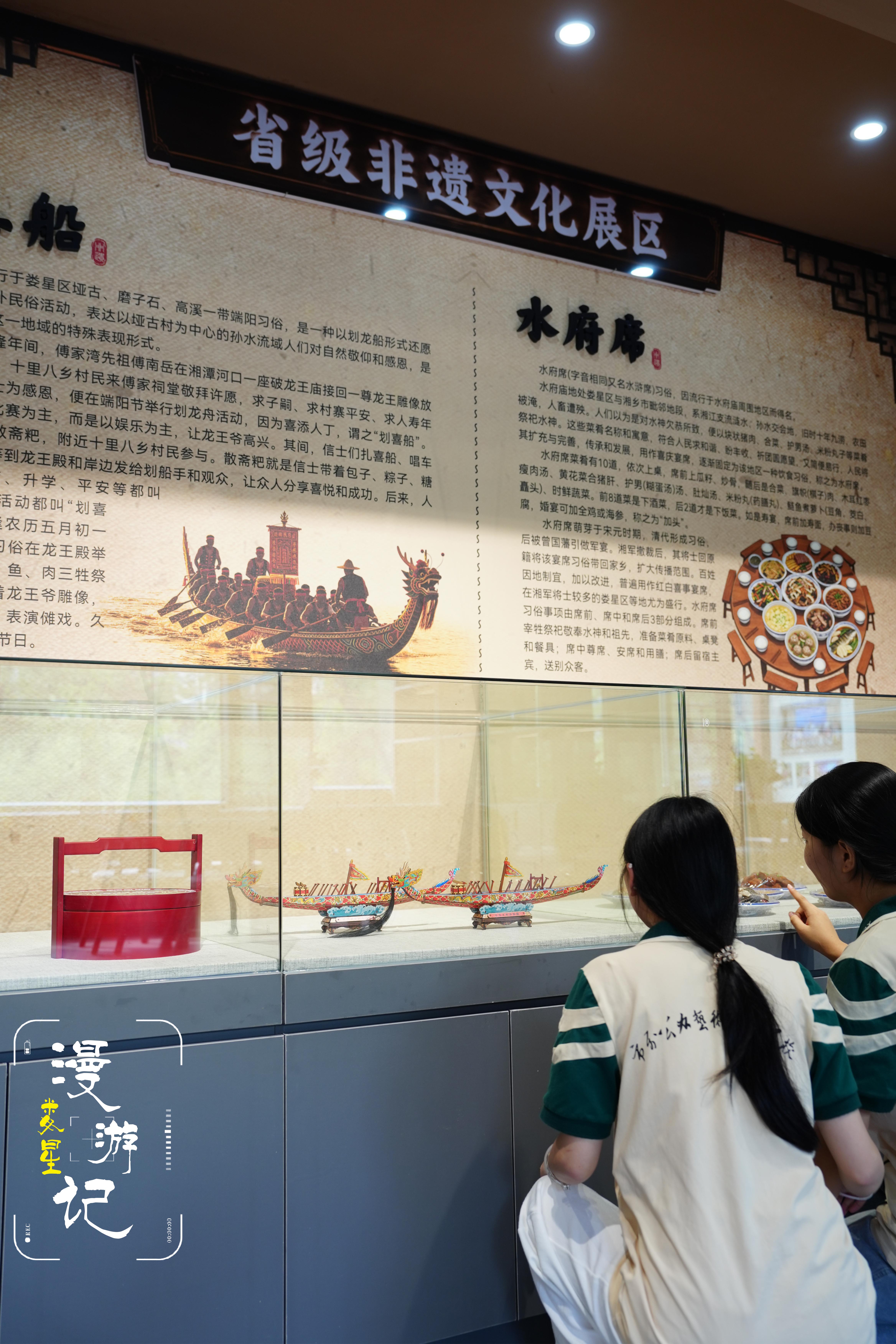 在这里，翻阅街巷旧貌、民俗旧事，在光阴的褶皱里，打捞城市的曾经，让岁月留声，乡愁有寄。