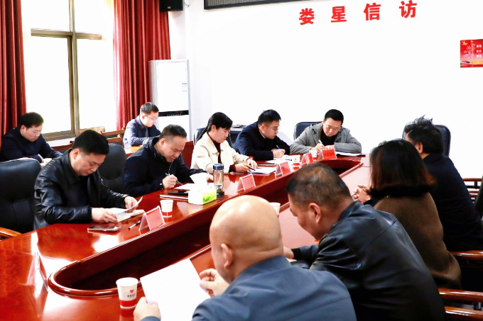 李彦文在区信访局坐班接访：推行“三有推定”工作法 用心用情为群众排忧解难