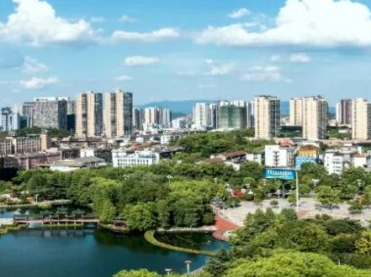 娄星区委常委会召开会议 李彦文主持