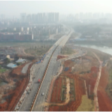 娄底中心城区甘桂北路神童湾大桥至旁山路段正式通车