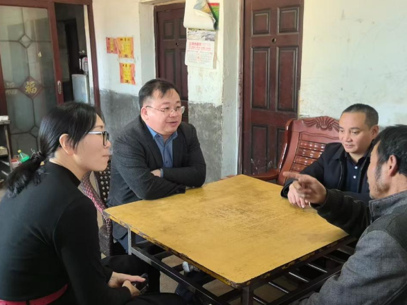 区领导调研梽木村乡村振兴工作