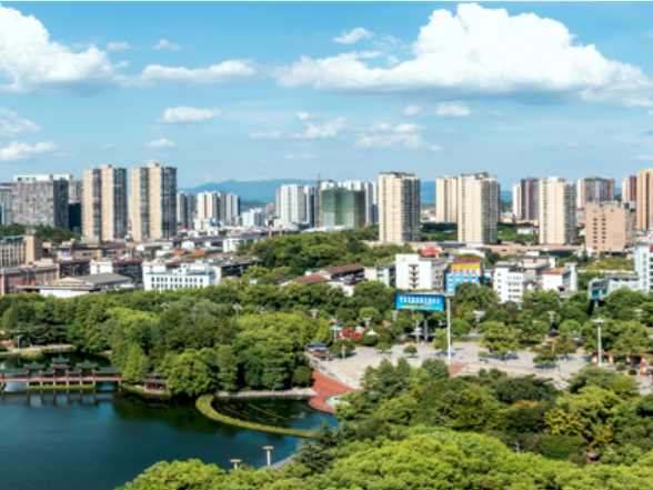 娄星区委常委会召开会议 李彦文主持