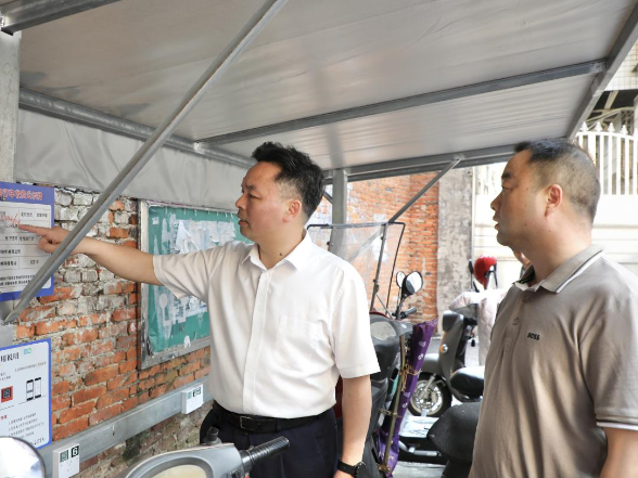 刘迟辉暗访检查消防安全工作
