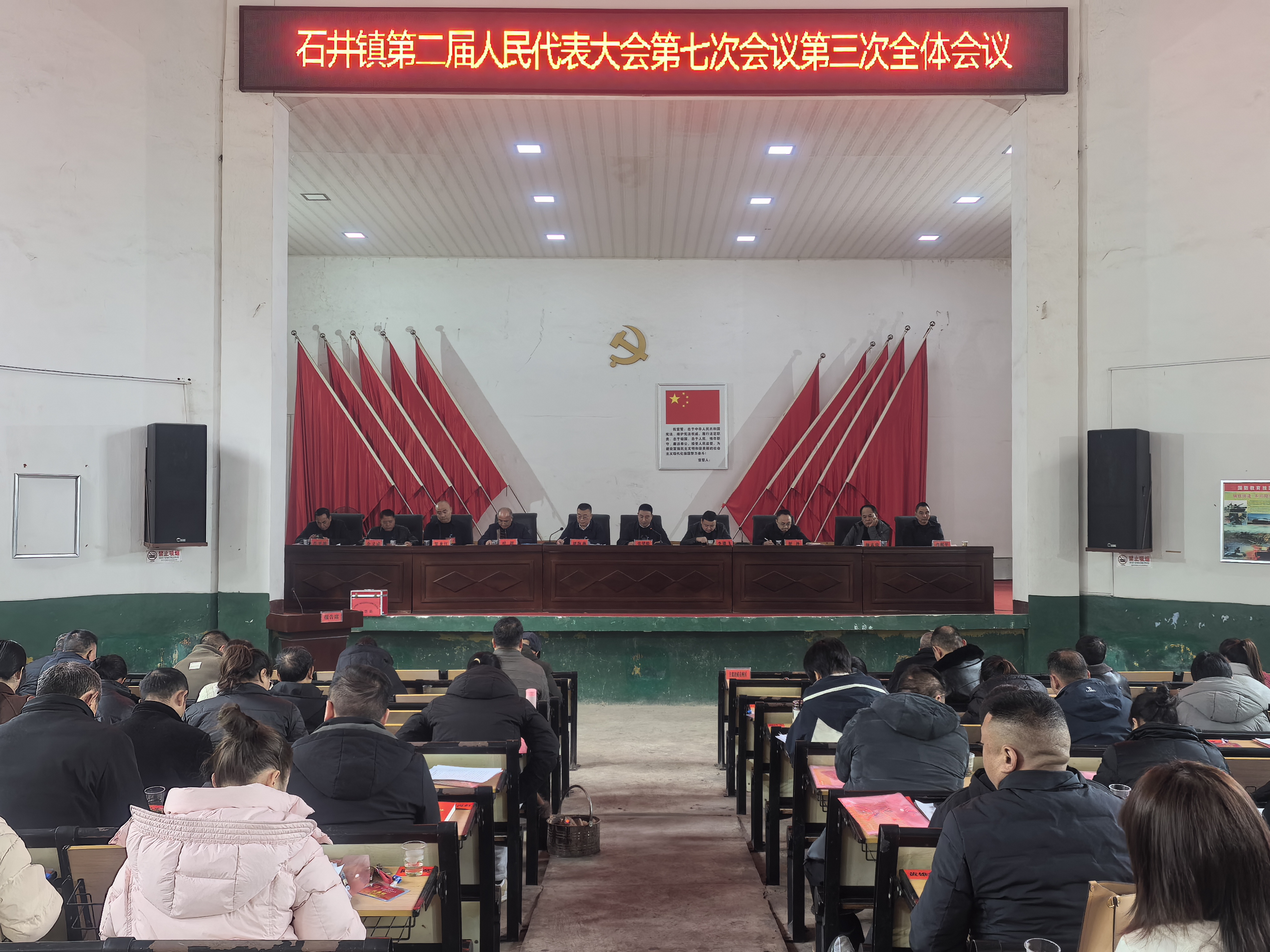 b6566e617efe9a004735dfadafaf630.jpg