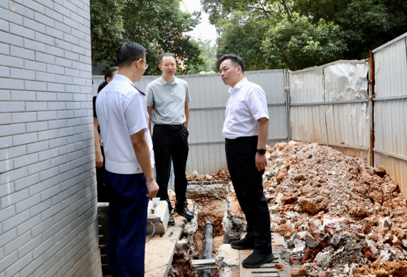 刘迟辉到花山街道暗访检查消防安全工作 