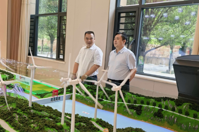 娄星区政协主席会议专题走访调研委员企业