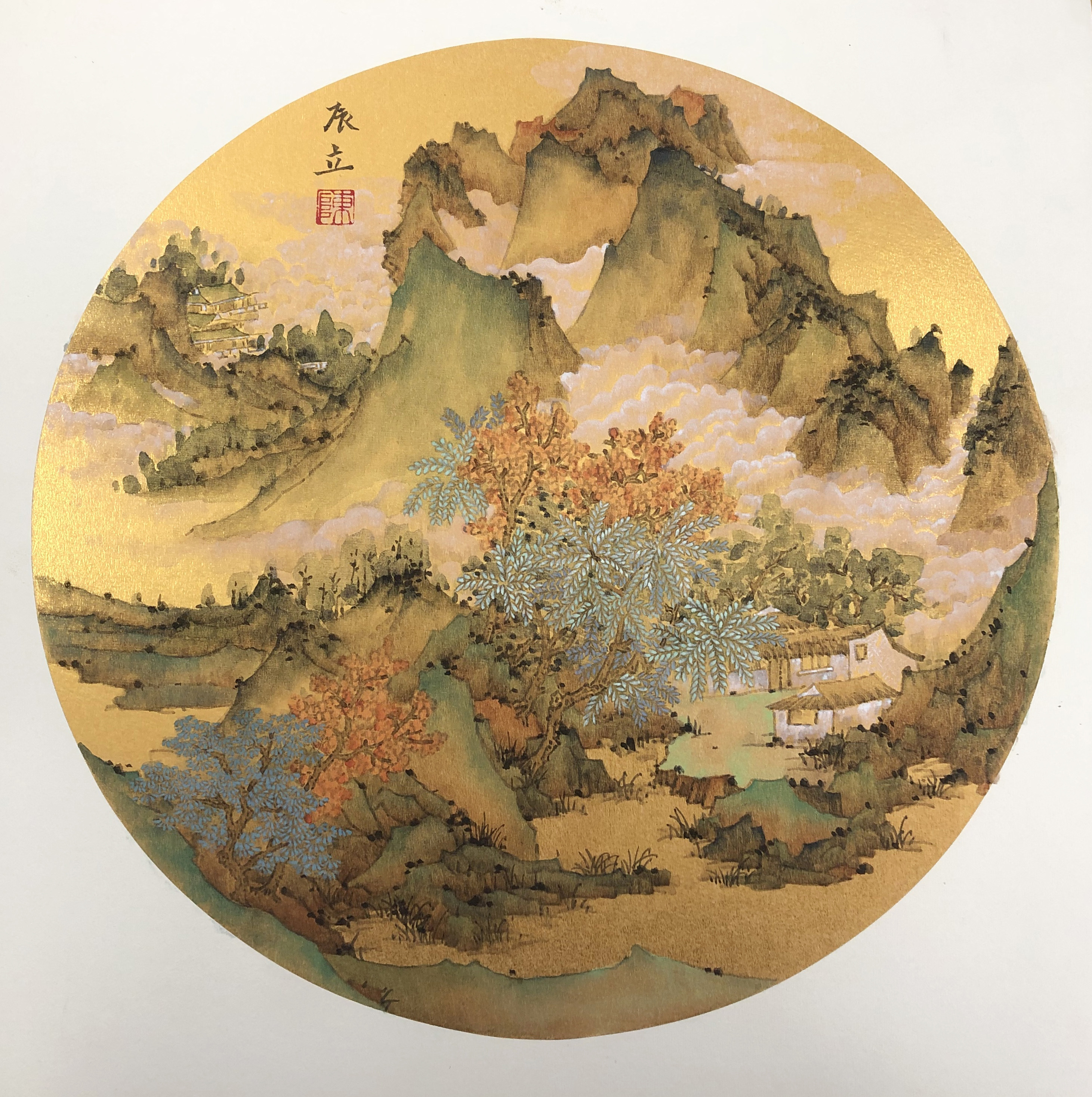 云起、38x38cm、金卡纸、2021年.jpg